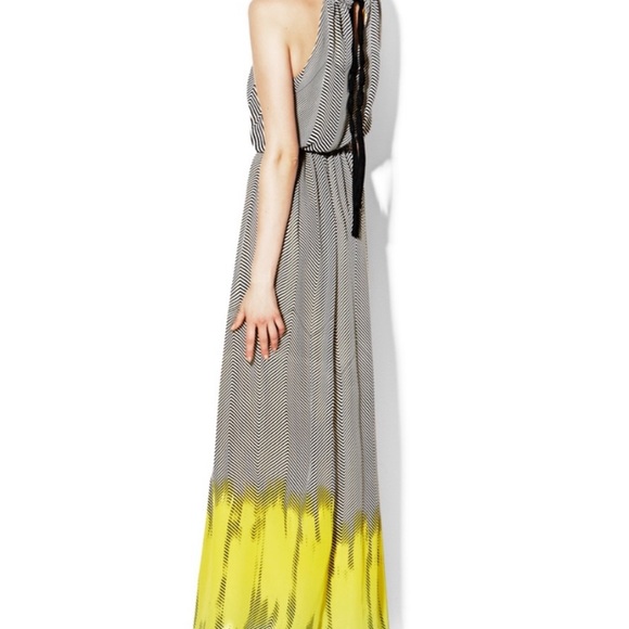 Vince Camuto size 6 - Picture 3 of 8